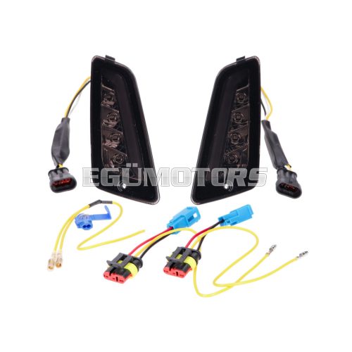 OEM Standard Első LEDes, füstszínű, index szett, Vespa GT, GTL, GTV, GTS 125-300