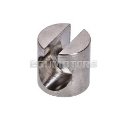 OEM Standard Küllő anya tartó 10x10 mm, Tomos