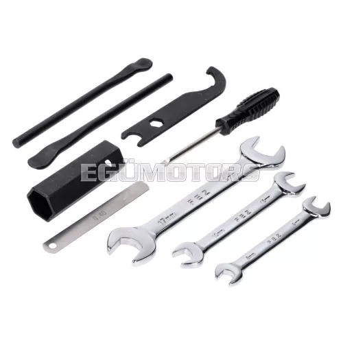 Beépített szerszámkészlet, 2 gumileszedő, 0.40mm hézagmérő, villáskulcsok 8/9mm, 10/13mm, 17/19mm, Zündapp, Kreidler, Hercules Prima M MK K KX, Simson, Puch Puch, Miele, DKW, KTM, Rixe, Sachs, Piaggio Ciao