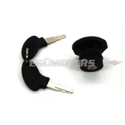 Tanksapka zárható, 30mm, fekete, 2 kulccsal, Peugeot 101, 102, 103, 104