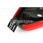 STR8 ülés fekete / piros, Piaggio Zip (2000-től)