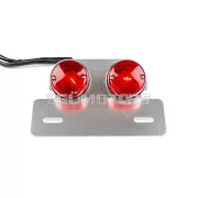 STR8 lámpa kör, piros, ezüst rendszámtartóval