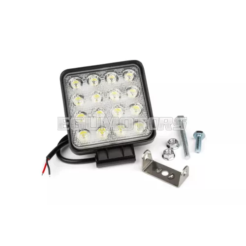 STR8 extra fényszóró négyzet, 16 LED