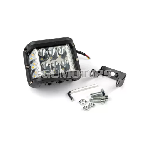 STR8 LED fényszóró d.97x75mm, fekete