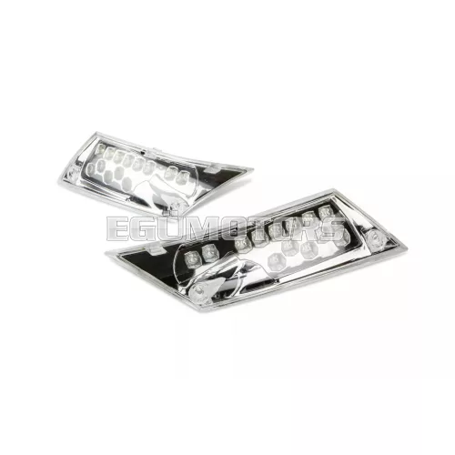 STR8 LED hátsó index króm, Piaggio Zip 2000-től