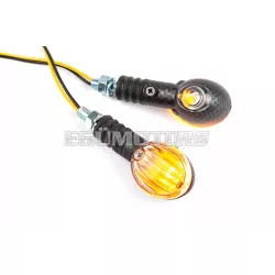 STR8 Micro undex ovális, karbon / fehér