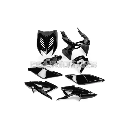 STR8 idomkészlet fényes fekete, Új dizájn, Yamaha Aerox 2013-ig