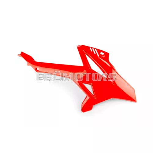 STR8 első oldalidom jobb, piros, Beta RR (2011-2020)