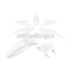 STR8 idomkészlet 8 darab, fehér, Derbi X-Treme 2018-tól